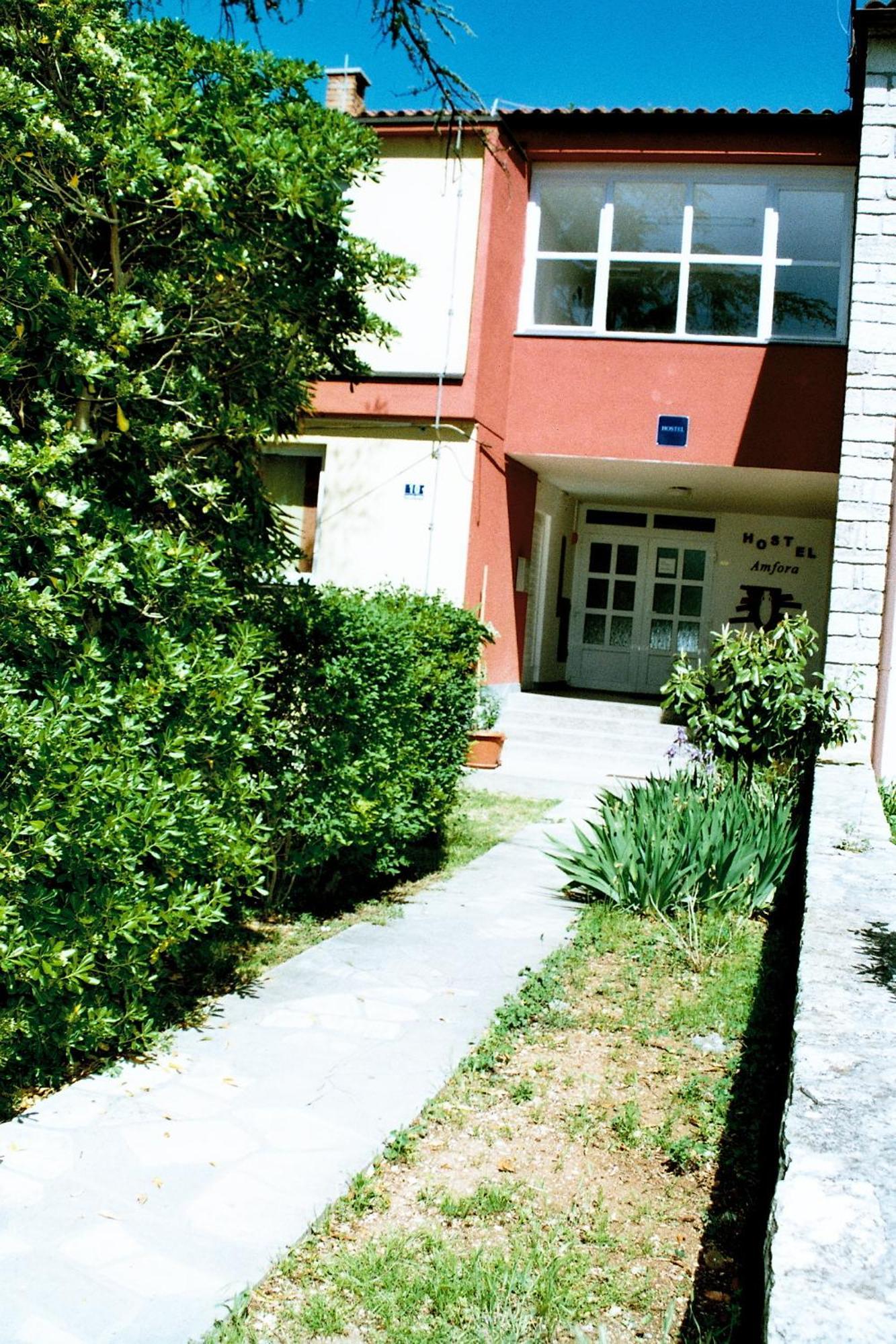 Hostel Amfora Fažana Exterior foto
