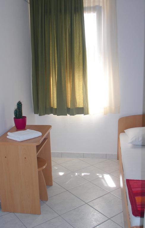 Hostel Amfora Fažana Zimmer foto
